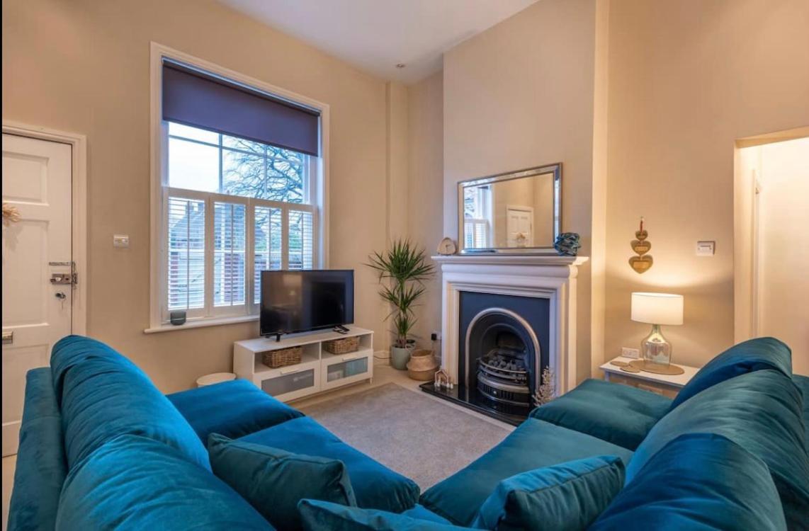 Choristers Mews: Luxury Cottage A Stones Throw From The Cathedral! Лінкольн Екстер'єр фото