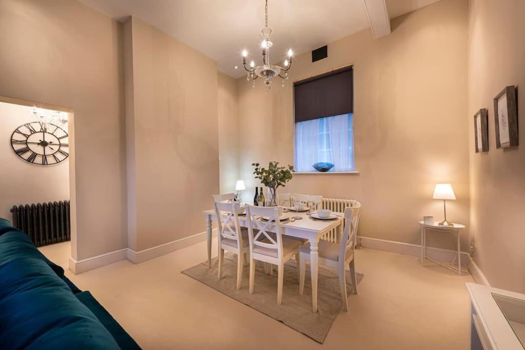 Choristers Mews: Luxury Cottage A Stones Throw From The Cathedral! Лінкольн Екстер'єр фото